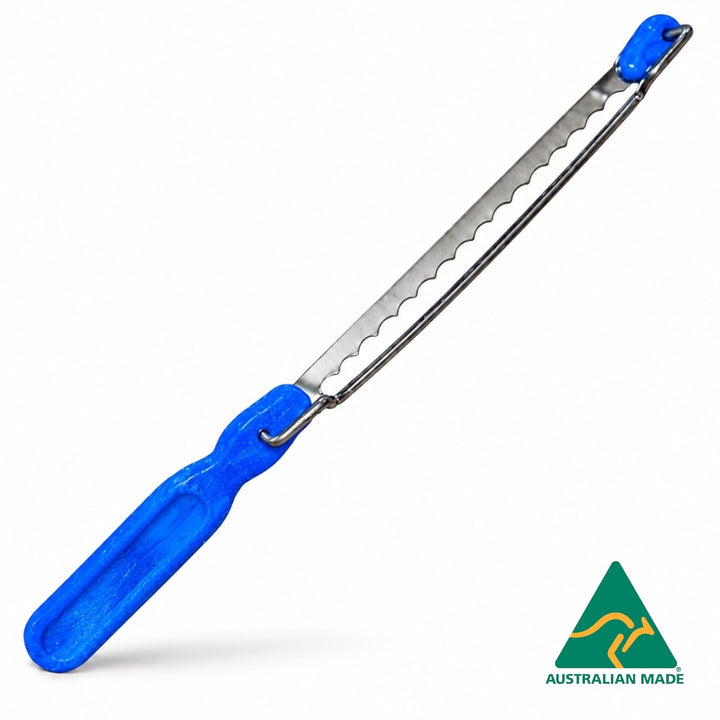 Think4Earth dark blue adjustable bread saw with marbled recycled HDPE handle and stainless steel blade.
